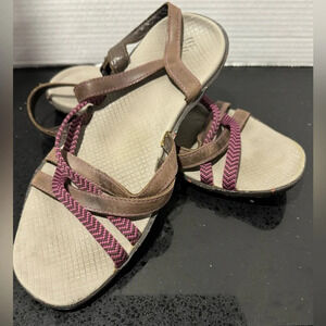 Columbia strappy leather woven women sandals US10 comfort cushion walking sports